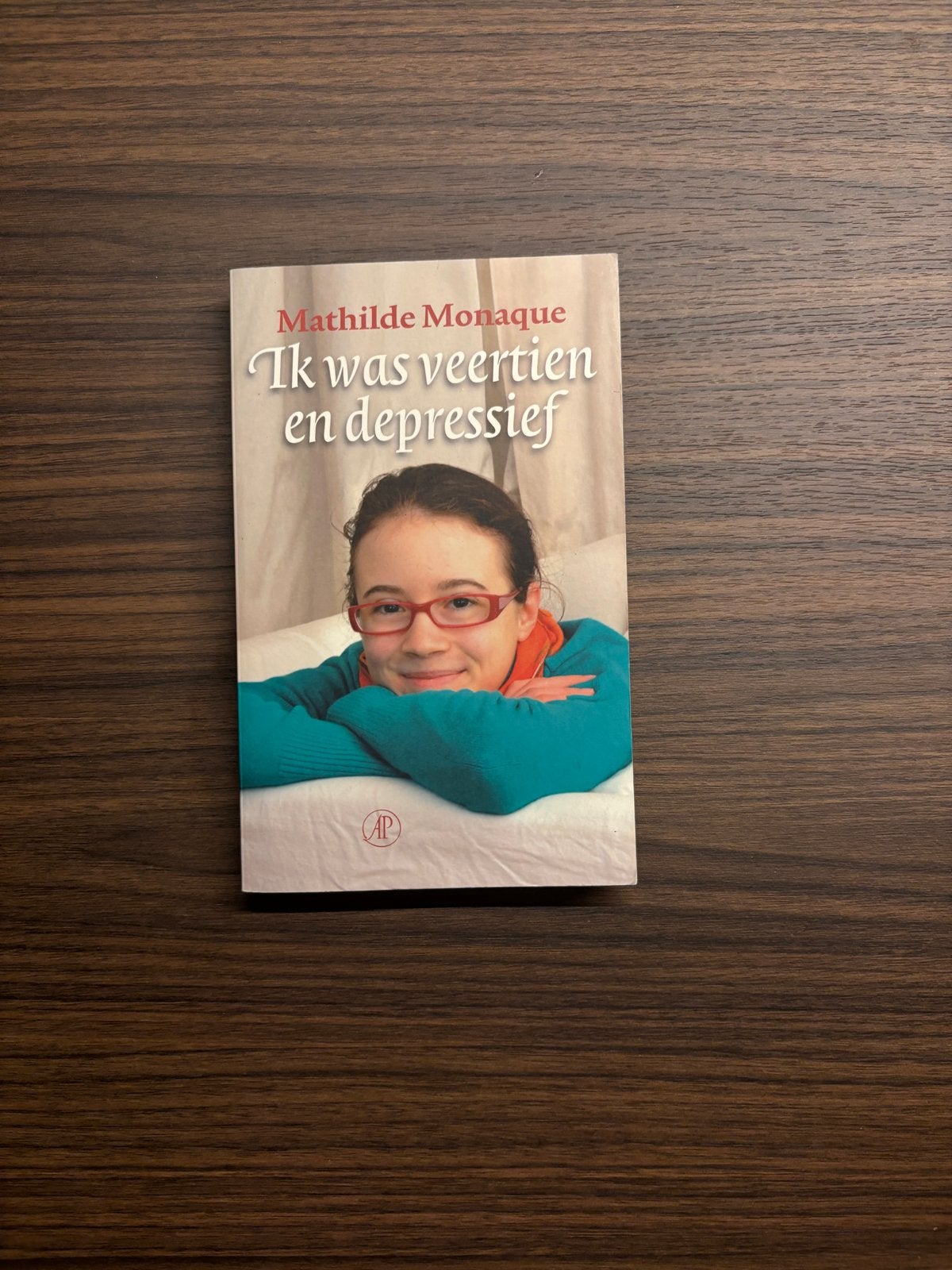 Ik was veertien en depressief - Mathilde Monaque, Ophalen of Verzenden, Zo goed als nieuw