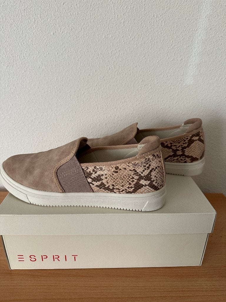 Esprit instappers, Instappers, Ophalen of Verzenden, Zo goed als nieuw, Roze