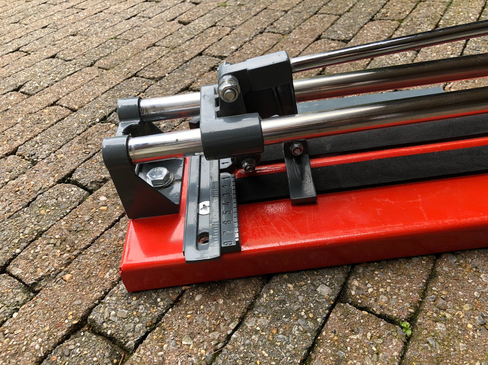 Tegelsnijder voor tegels tm 60 cm., Ophalen, Gebruikt