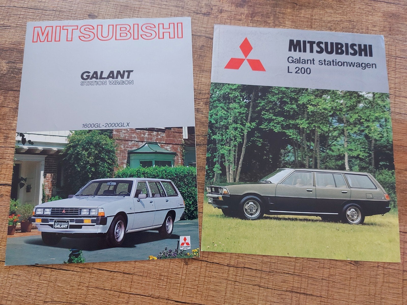2x Mitsubishi Galant station wagen folders, Ophalen of Verzenden, Zo goed als nieuw, Mitsubishi