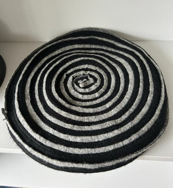 Damesbaret, Kleding | Dames, Ophalen of Verzenden, Zo goed als nieuw, One size fits all