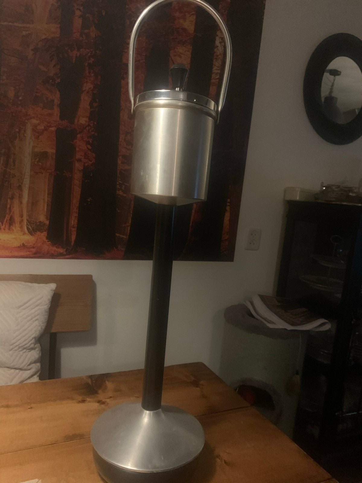 Vintage staande asbak met drukmechanisme, Antiek en Kunst, Ophalen