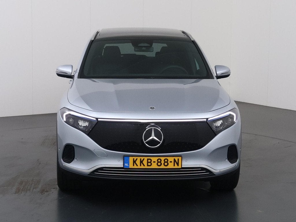 Mercedes-Benz EQA 250+ Business Solution Luxury 71 kWh | Pan, Auto's, Mercedes-Benz, 550 km, Zwart, 445 min, Automatische klimaatregeling