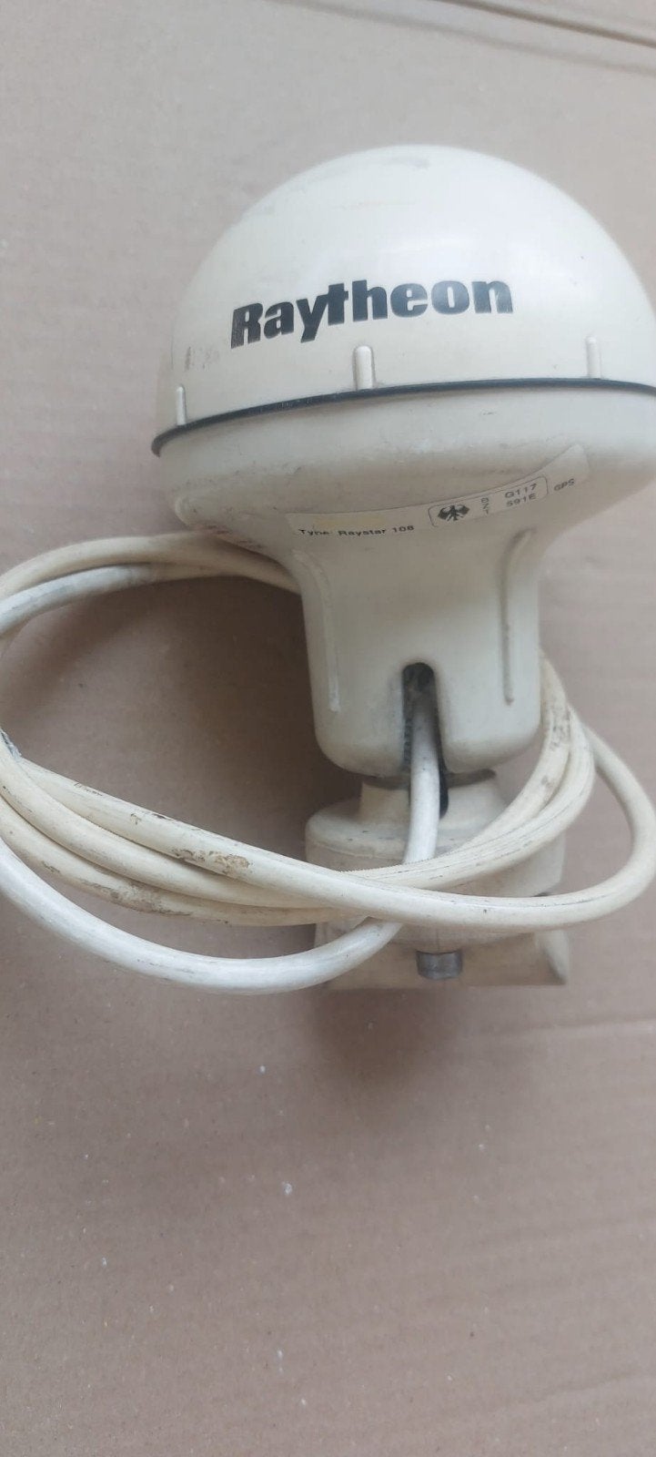 Raymarine Raytheon Raystar 108 GPS-antenne met 1,5 meter..., Watersport en Boten, Navigatiemiddelen en Scheepselektronica, Ophalen of Verzenden