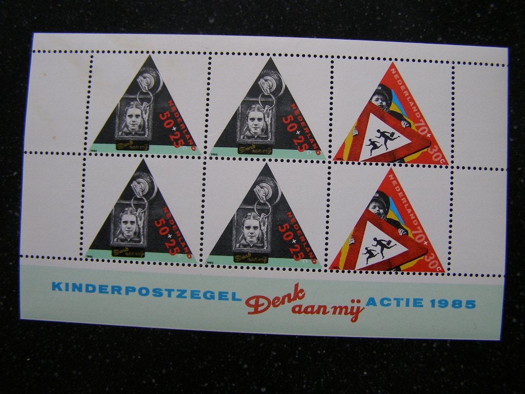 1985: Blok Kinderzegels NVPH 1344; postfris / ongevouwen, Ophalen of Verzenden, Na 1940, Postfris