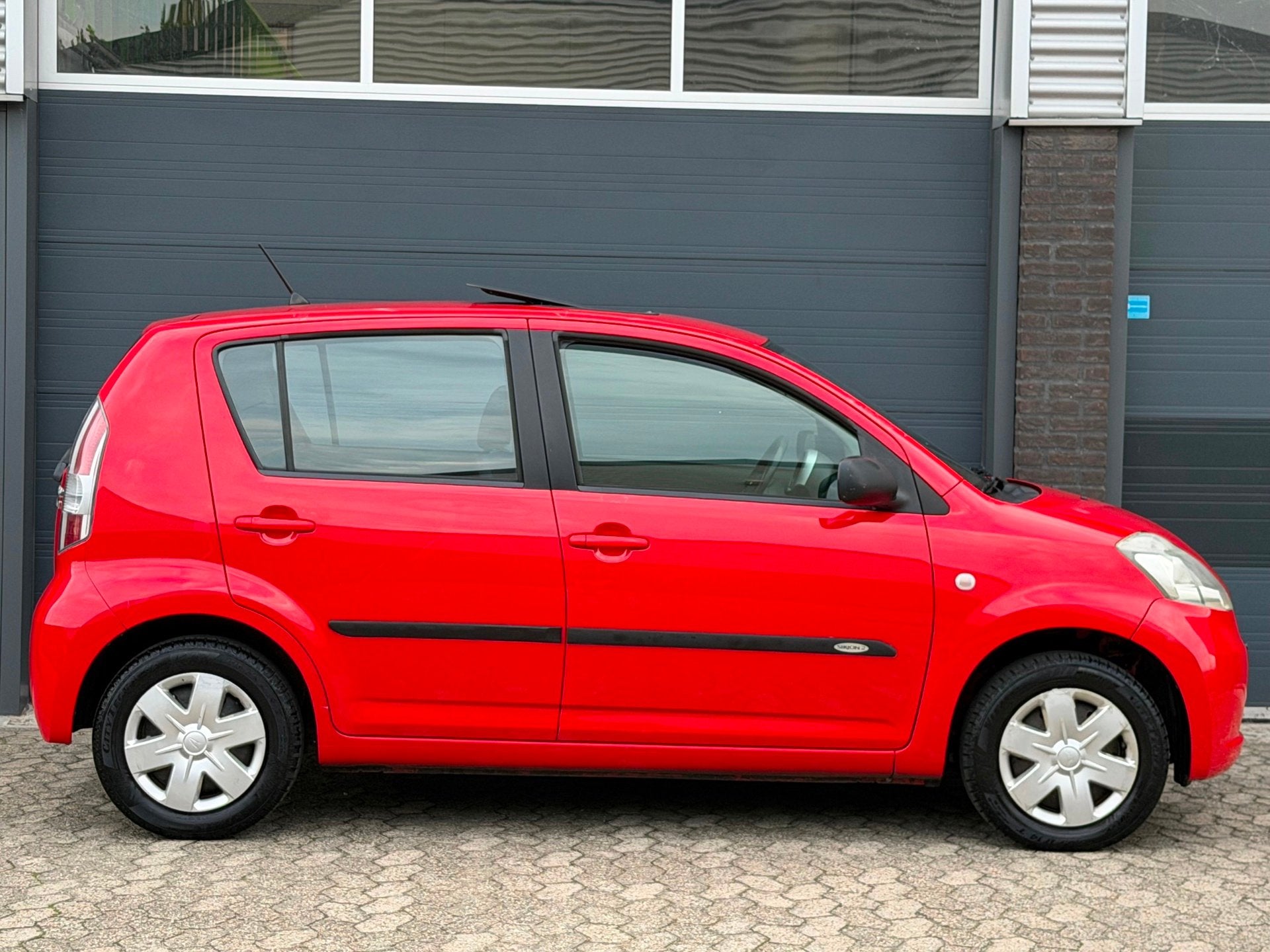 Daihatsu Sirion 2 1.0-12V Trend SCHUIFDAK APK NAP, Auto's, Voorwielaandrijving, Stof, Gebruikt, Bedrijf
