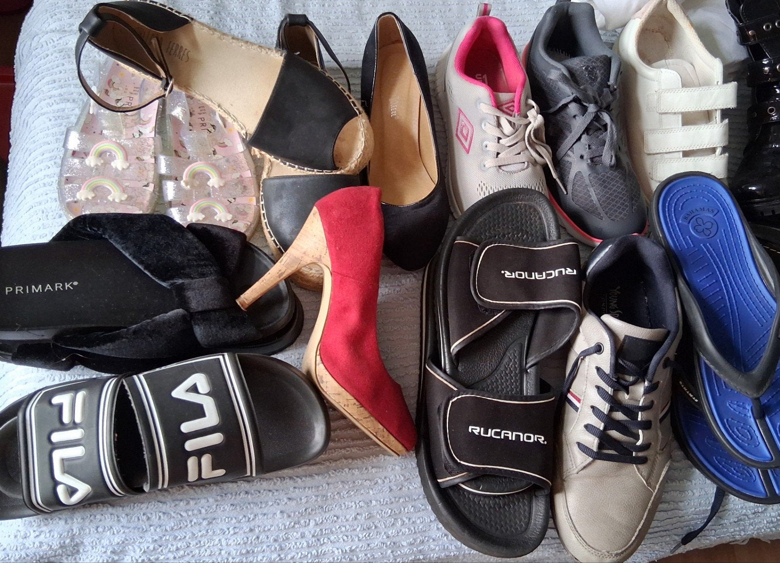 Grote partij dames- en herenschoenen, maten 38-41, Kleding | Dames, Schoenen, Ophalen, Gedragen, Overige kleuren, Sneakers of Gympen