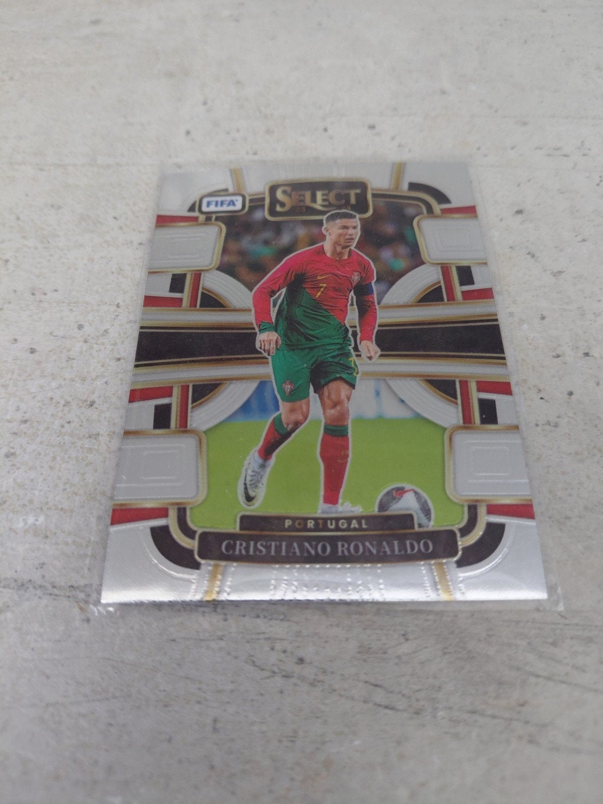 Panini Select Cristiano Ronaldo Spelerskaart Portugal, Verzamelen, Verzenden, Zo goed als nieuw, Buitenlandse clubs, Spelerskaart