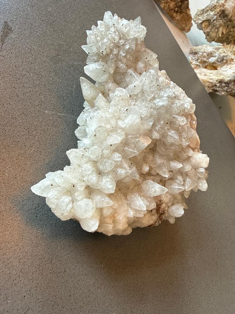 Prachtige Kwarts Mineraal Cluster - 444 gram, Ophalen of Verzenden, Mineraal