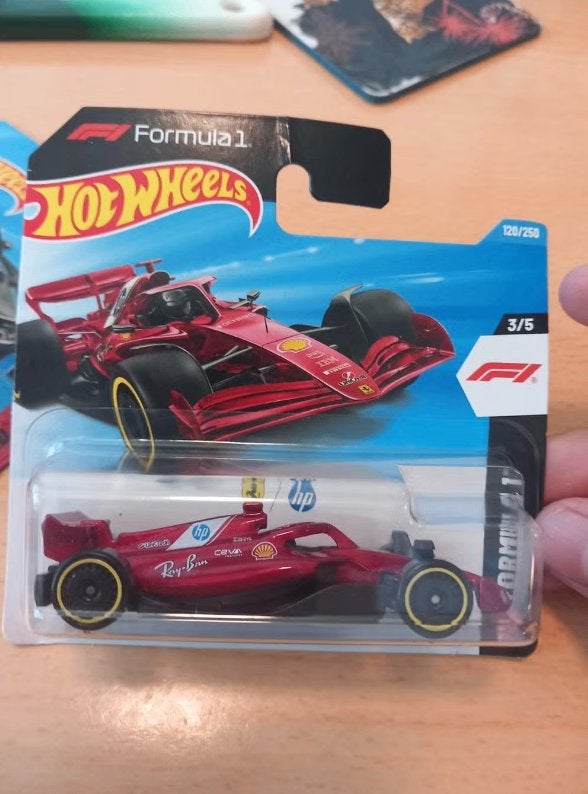 HOT WHEELS Scuderia ferrari hp, Ophalen of Verzenden, Nieuw