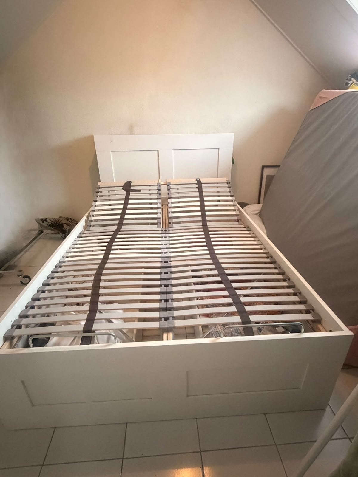IKEA Brimmes bed met opbergruimte en lattenbodem, Ophalen, Wit, Tweepersoons, 140 cm