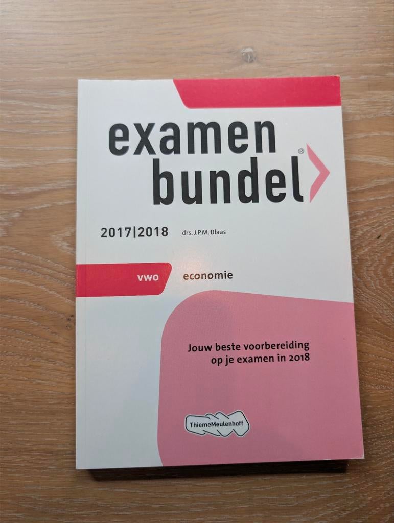 VWO Examenbundel Economie, Ophalen of Verzenden, Zo goed als nieuw, VWO, Economie