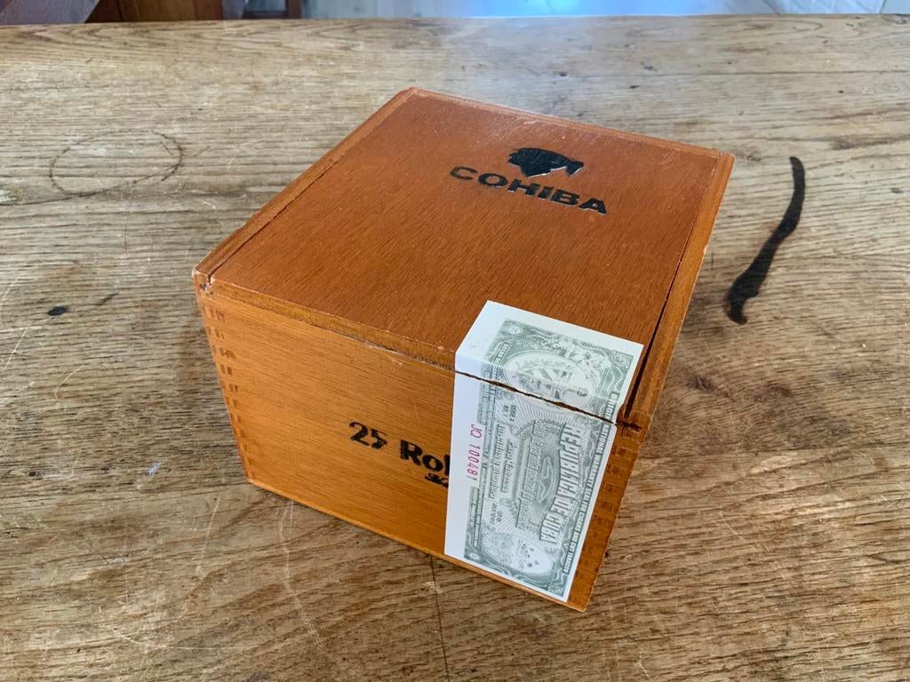 Vintage Sigarendoos Cohiba Luxe Dure Sigaren Cubaanse, Verzamelen, Rookartikelen, Aanstekers en Luciferdoosjes, Ophalen of Verzenden