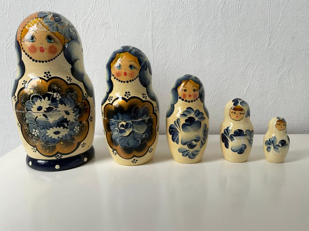Matroesjka 5-delig, Verzamelen, Poppetjes en Figuurtjes, Ophalen of Verzenden, Gebruikt