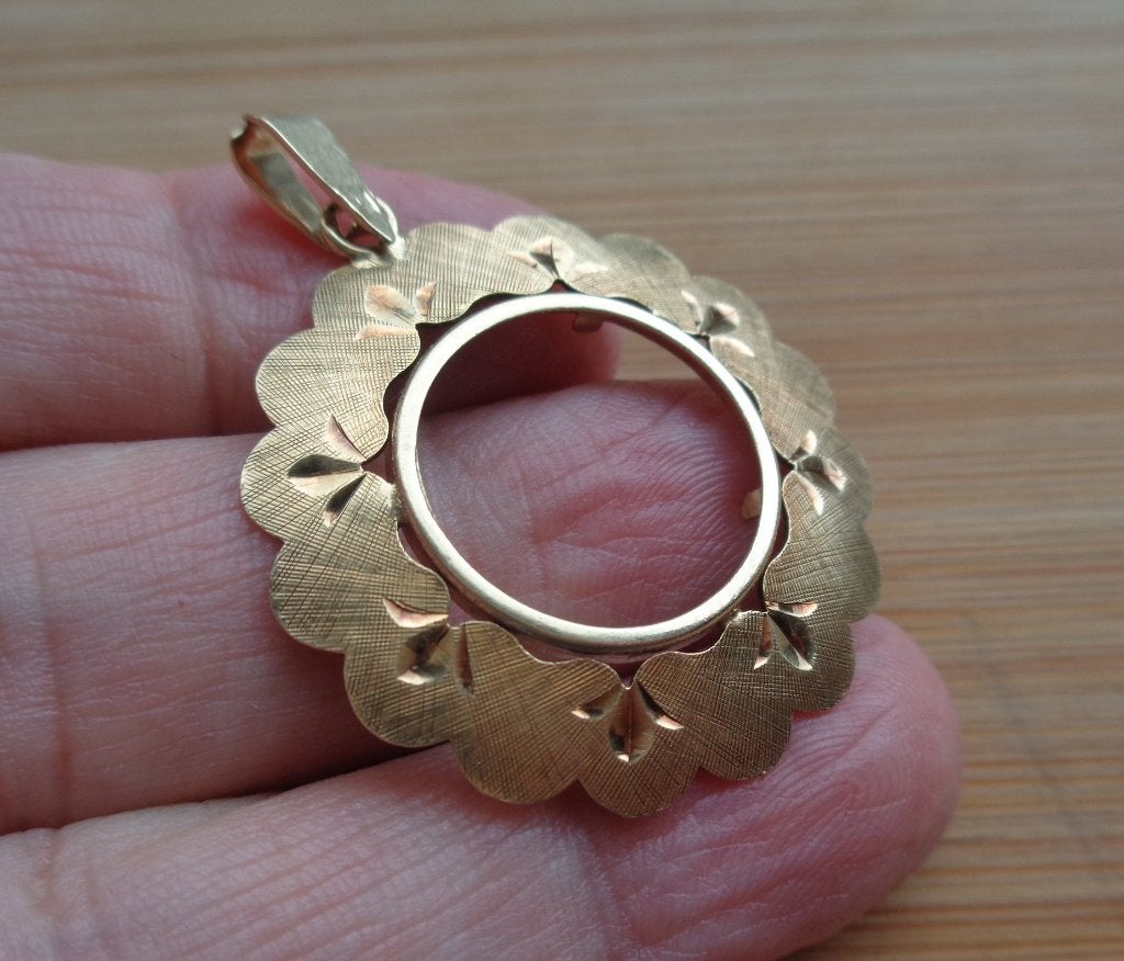 14 karaat gouden krans hanger voor munt [471], Sieraden, Tassen en Uiterlijk, Antieke sieraden, Verzenden, Goud, Hanger