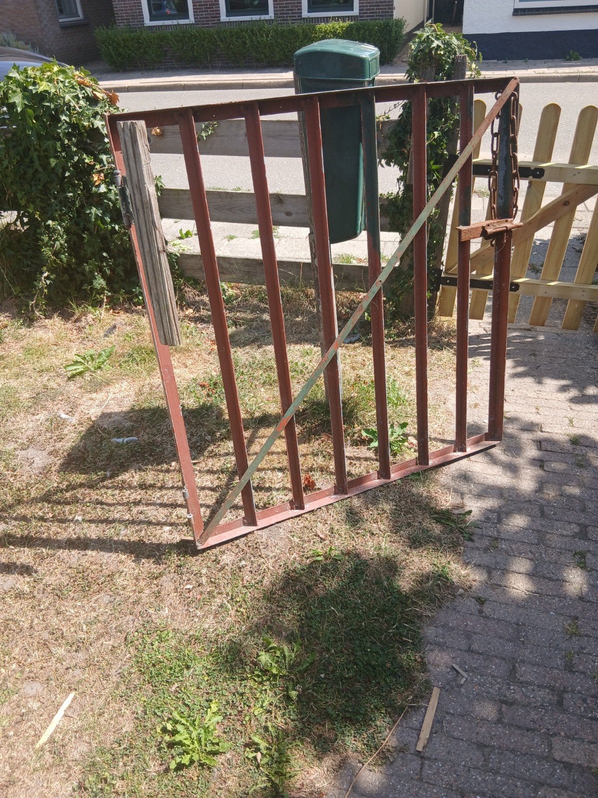 tuinpoort/tuinhekje  ijzer, Ophalen, Gebruikt, IJzer, Sierhekwerk