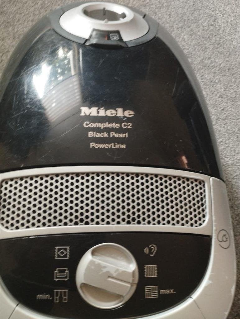 Miele stofzuiger C2, Stofzak, Gebruikt, Ophalen of Verzenden, Miele
