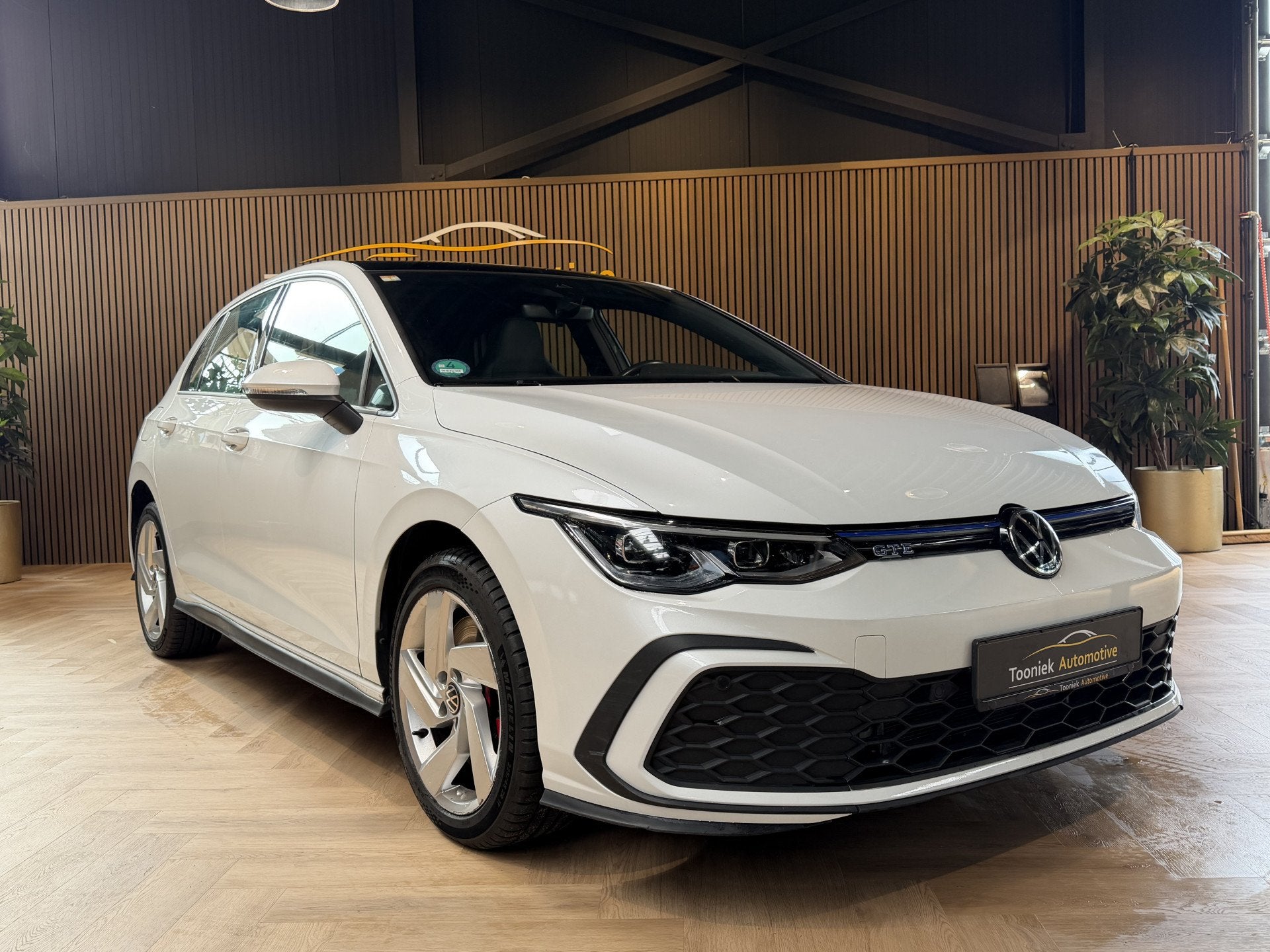 Volkswagen Golf 1.4 eHybrid GTE PANORAMADAK | SPECIALE BEKLE, Gebruikt, 4 cilinders, Met garantie (alle), 1524 kg