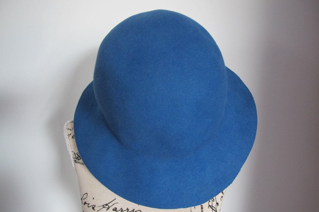 Blue floppy cloche hat, Ophalen of Verzenden, Nieuw, One size fits all, Hoed