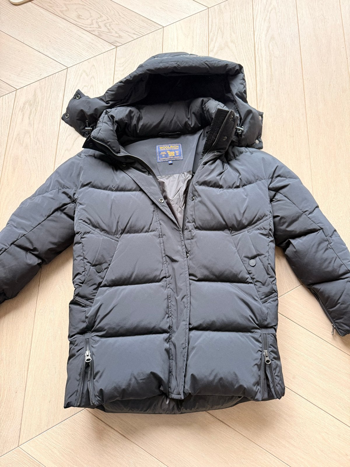 Woolrich John Rich & Bros. Donzen Jas Zwart Maat 12, Ophalen of Verzenden, Zo goed als nieuw