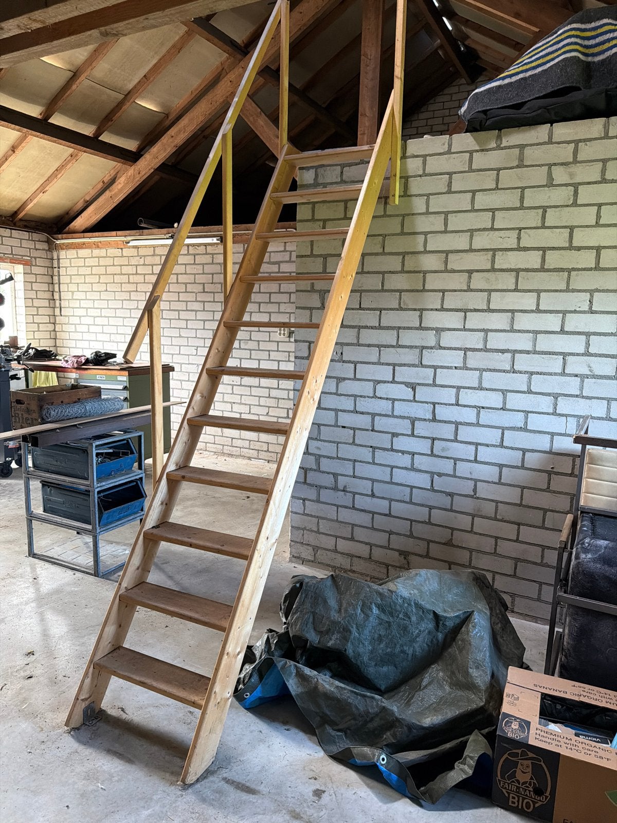 Houten zoldertrap met leuning, Ophalen, Gebruikt, Trap, 2 tot 4 meter