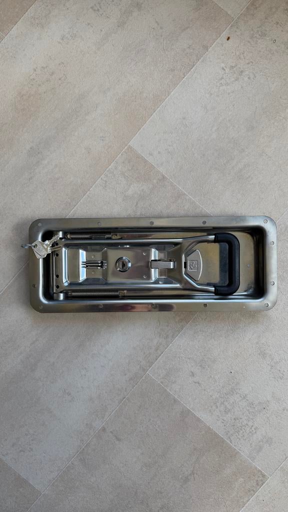 Slot voor bakwagen achterklep, Ophalen of Verzenden, Nieuw, Universele onderdelen