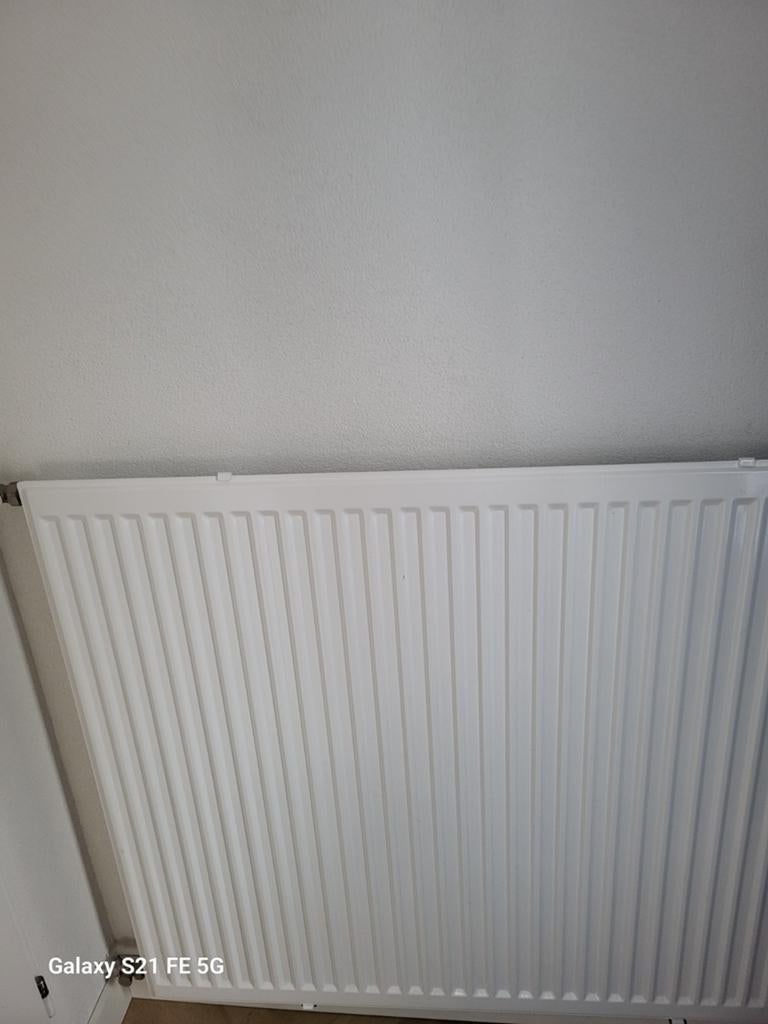 Nieuwe  witte radiator, te koop, 30 tot 80 cm, Gebruikt, Radiator, Ophalen of Verzenden