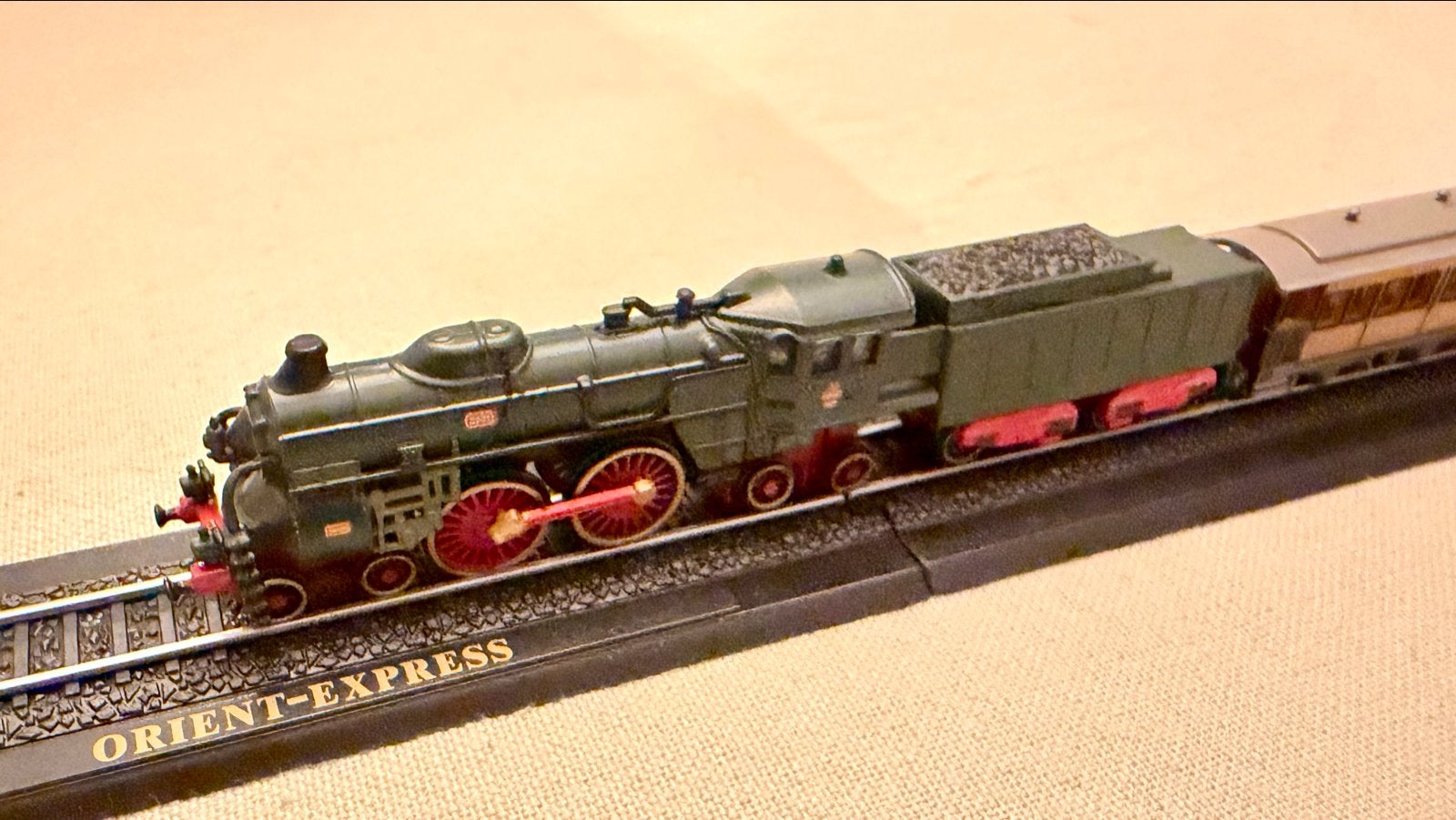 Minitrains 1/220 Oriënt-Express Treinset met Locomotief, Overige merken, Treinset, Verzenden, Zo goed als nieuw