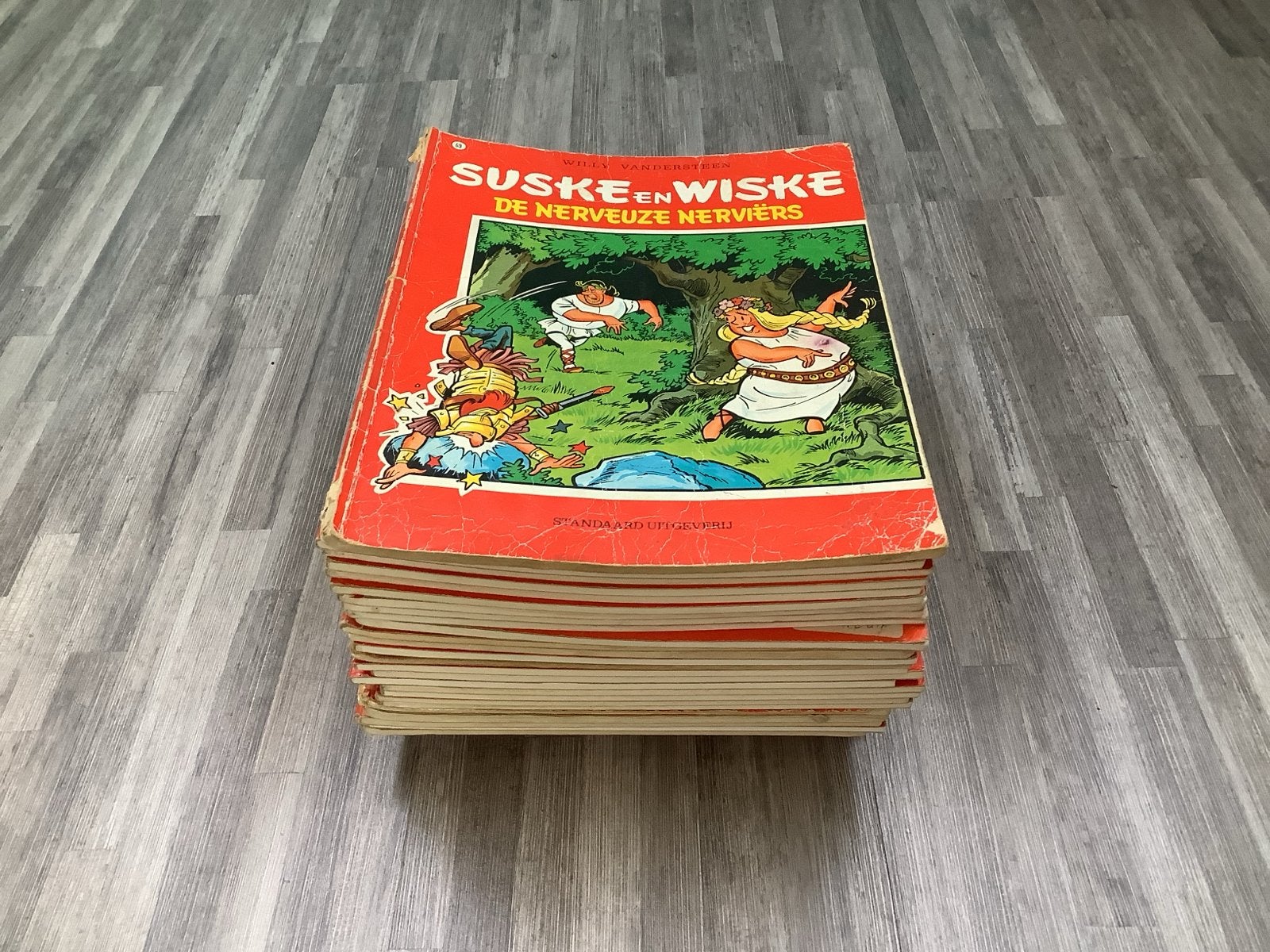Grote collectie Suske en Wiske, Asterix, Garfield en meer, Boeken, Stripboeken, Meerdere stripboeken, Ophalen of Verzenden, Gelezen