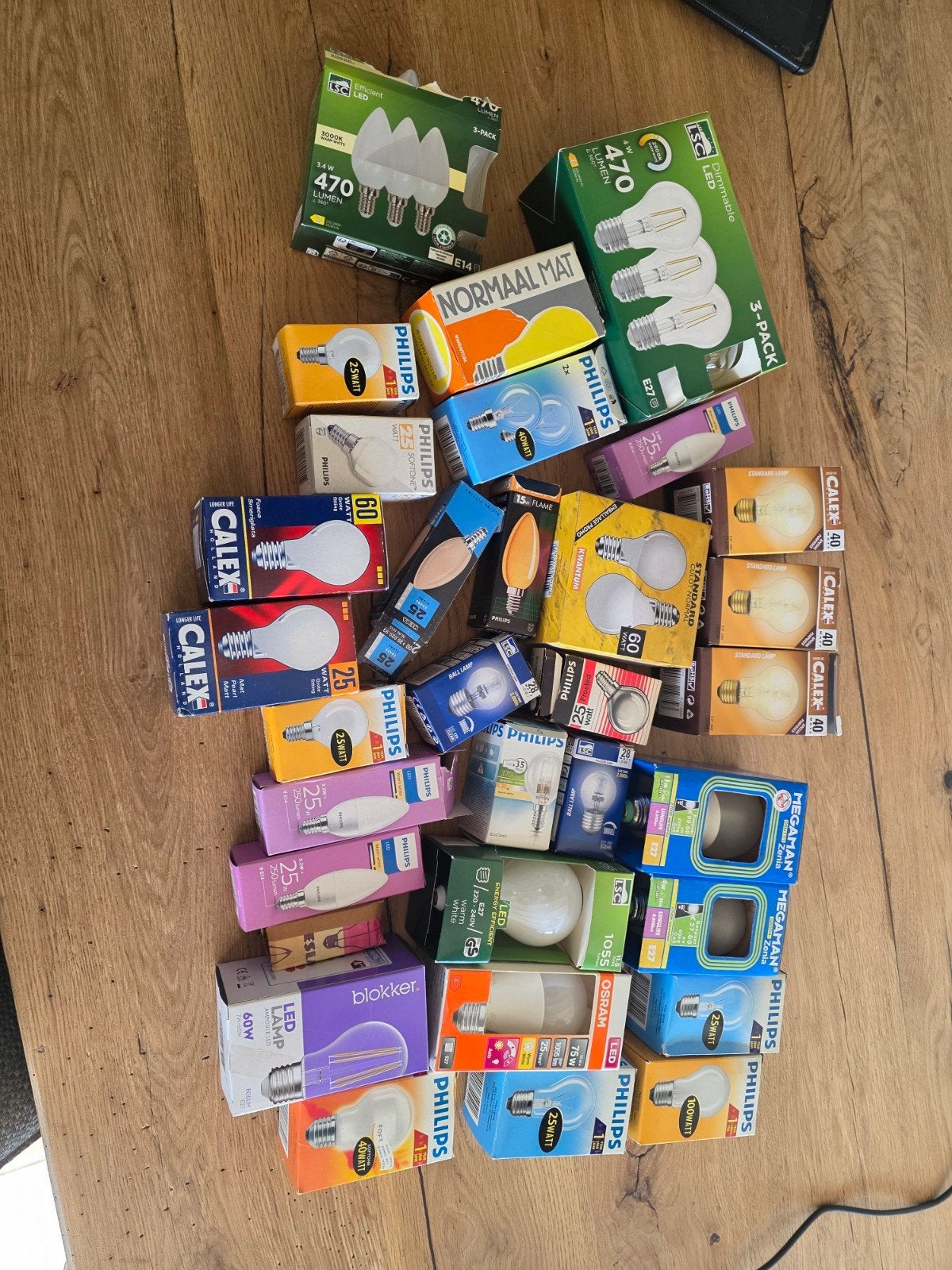 Grote partij diverse lampen (LED, gloei, spaar) - Nieuw!, Huis en Inrichting, Led-lamp, Nieuw, E27 (groot), Ophalen