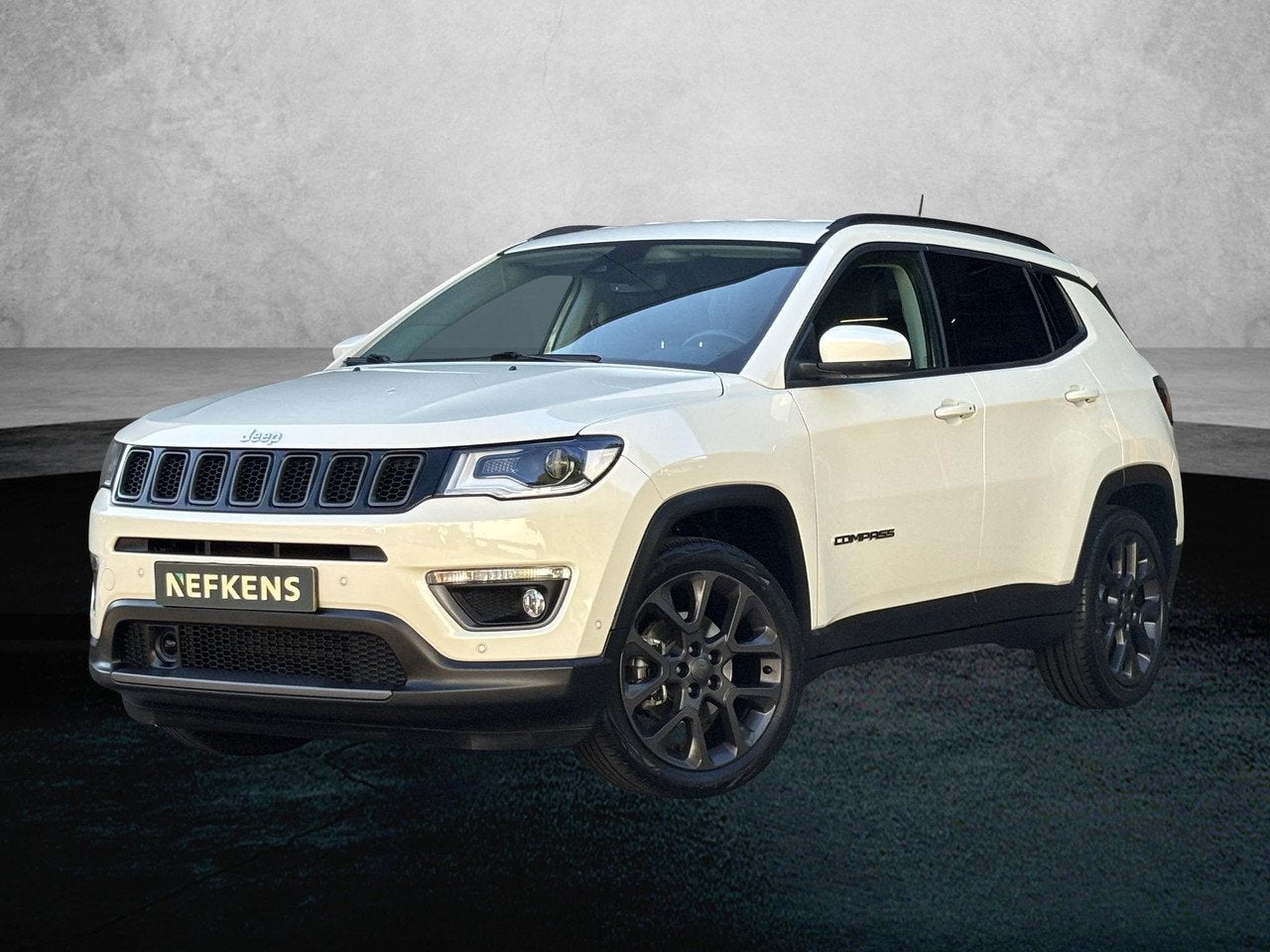 Jeep Compass 1.3T 130pk Limited | Navigatie | Leer | Stoelve, Auto's, Voorwielaandrijving, 4 cilinders, Wit, Handgeschakeld