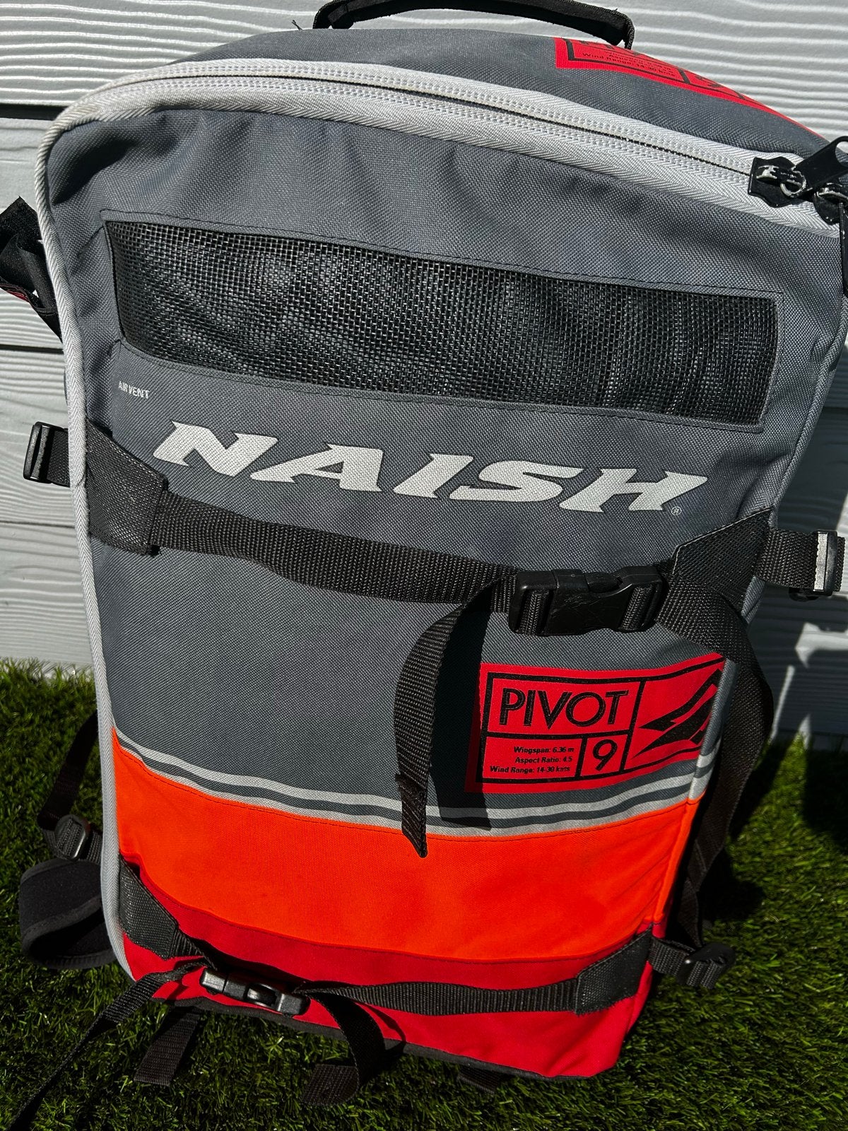 Naish Pivot 9m² Kite - in zeer goede staat, Ophalen, Gebruikt, 9 m², Geen board