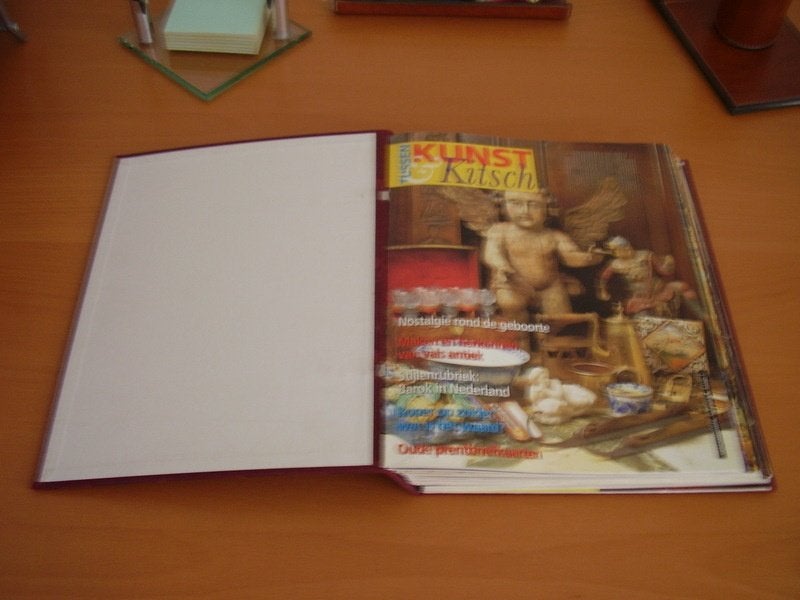 Tussen Kunst en Kitsch 4, Boeken, Ophalen of Verzenden, Zo goed als nieuw