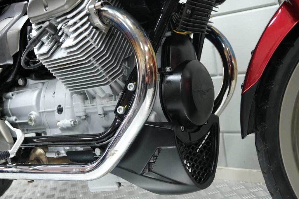 Moto Guzzi BREVA 750 I.E. (bj 2004), Motoren, Motoren | Moto Guzzi, MotoGuzzi ( Piaggio), Viale Rinaldo Piaggio, 25
56025  PONTEDERA, IT