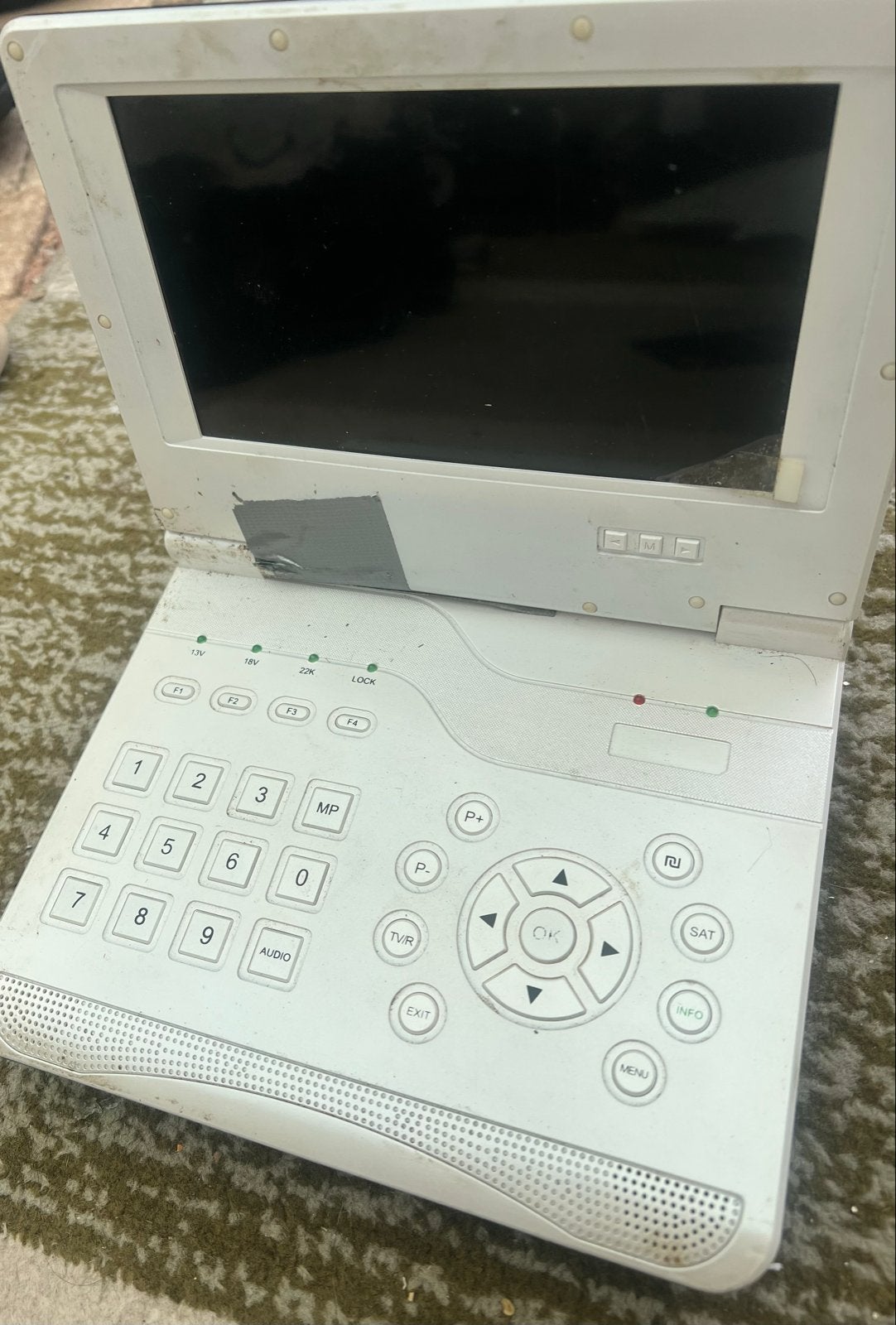 satellietzoeker & monitor 7 inch LED, Ophalen of Verzenden, Gebruikt, 50 Hz, Overige merken