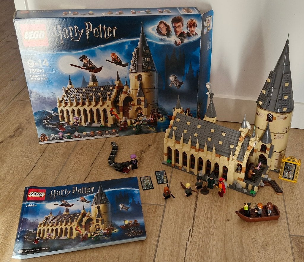 Harry Potter Lego 75954 De Grote Zaal van Zweinstein, Lego, Harry Potter, Ophalen of Verzenden, Zo goed als nieuw
