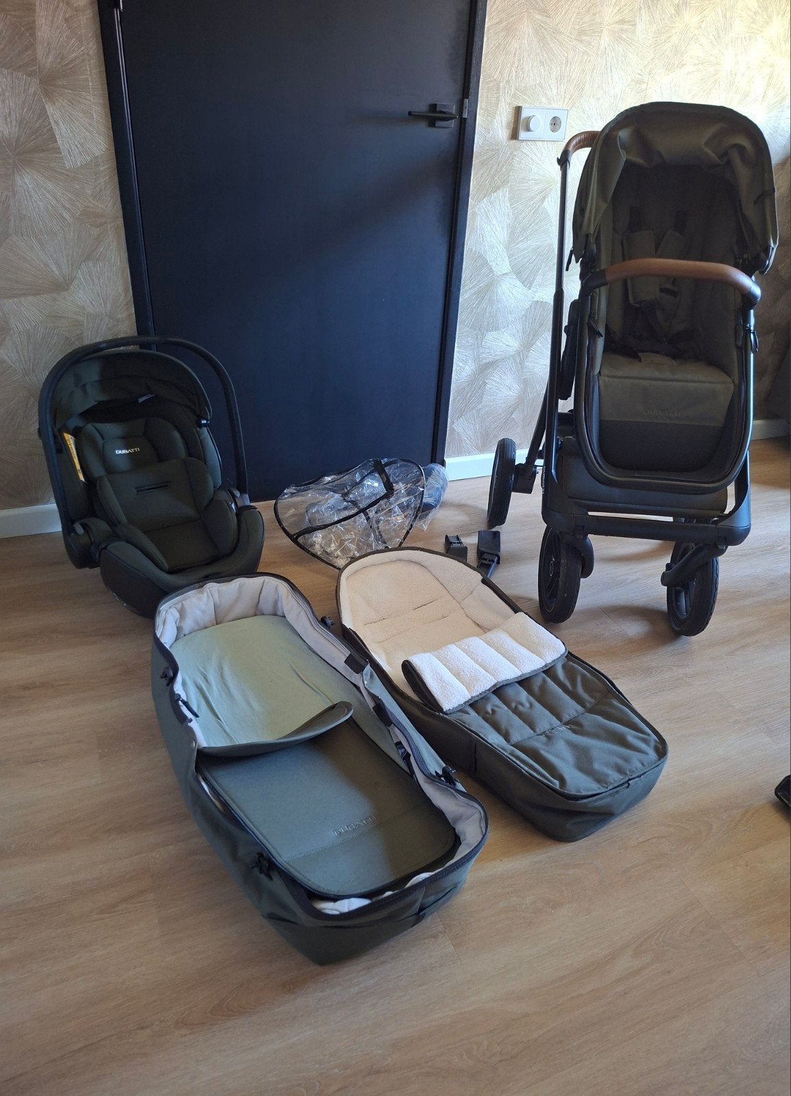 Dubatti One Groen 3-in-1 Combiwagen met Maxi-Cosi Set, Kinderen en Baby's, Kinderwagens en Combinaties, Ophalen, Overige merken