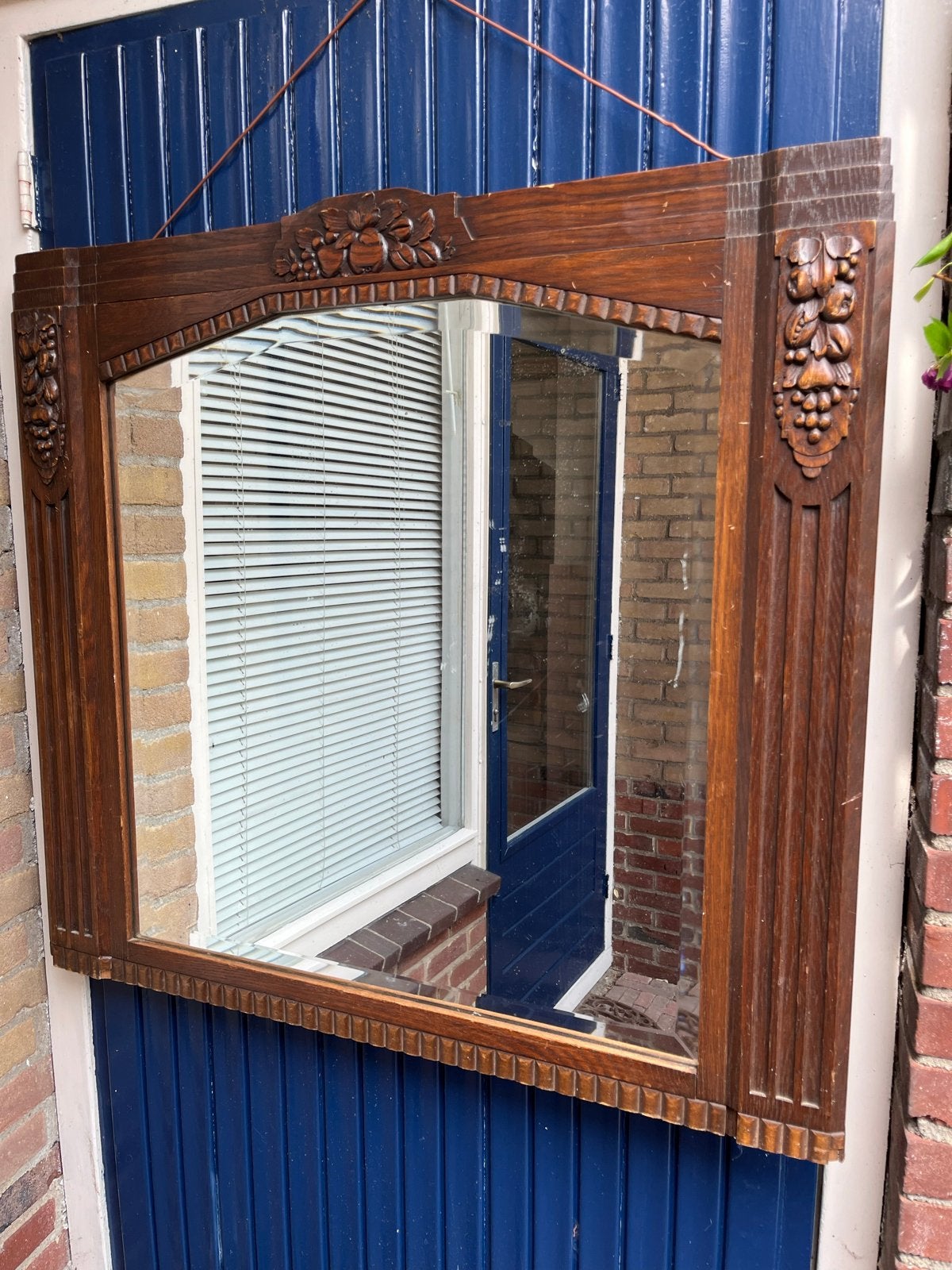 Antieke Brocante Spiegel met Houtsnijwerk, Ophalen, Rechthoekig, 50 tot 100 cm, Minder dan 100 cm