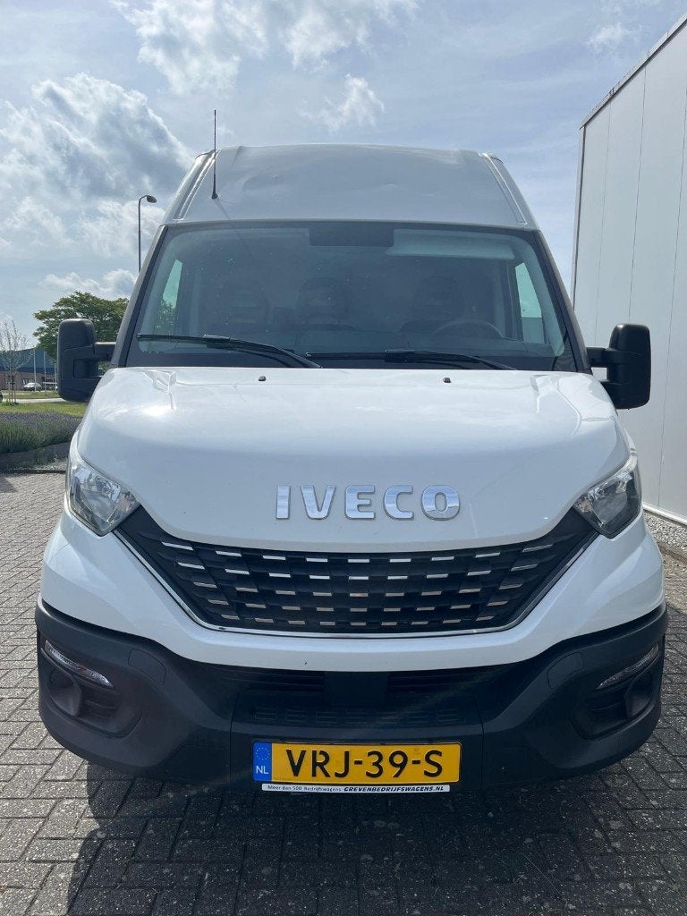 Iveco Daily 35S16 2.3D 115KW 2019 Wit, Automaat, Iveco, Wit, 10 km/l