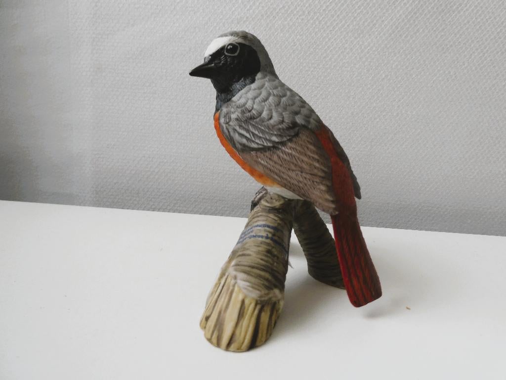 Goebel Porselein Vogel: Roodstaart, Verzamelen, Beelden en Beeldjes, Ophalen of Verzenden, Gebruikt, Dier