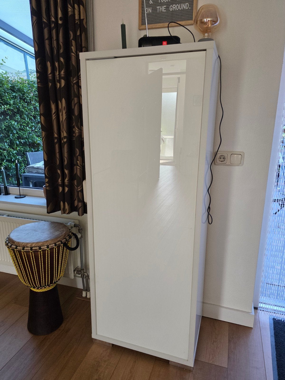 Witte TV-meubel en bijpassende kast, Overige materialen, Gebruikt, 100 tot 150 cm, Ophalen of Verzenden