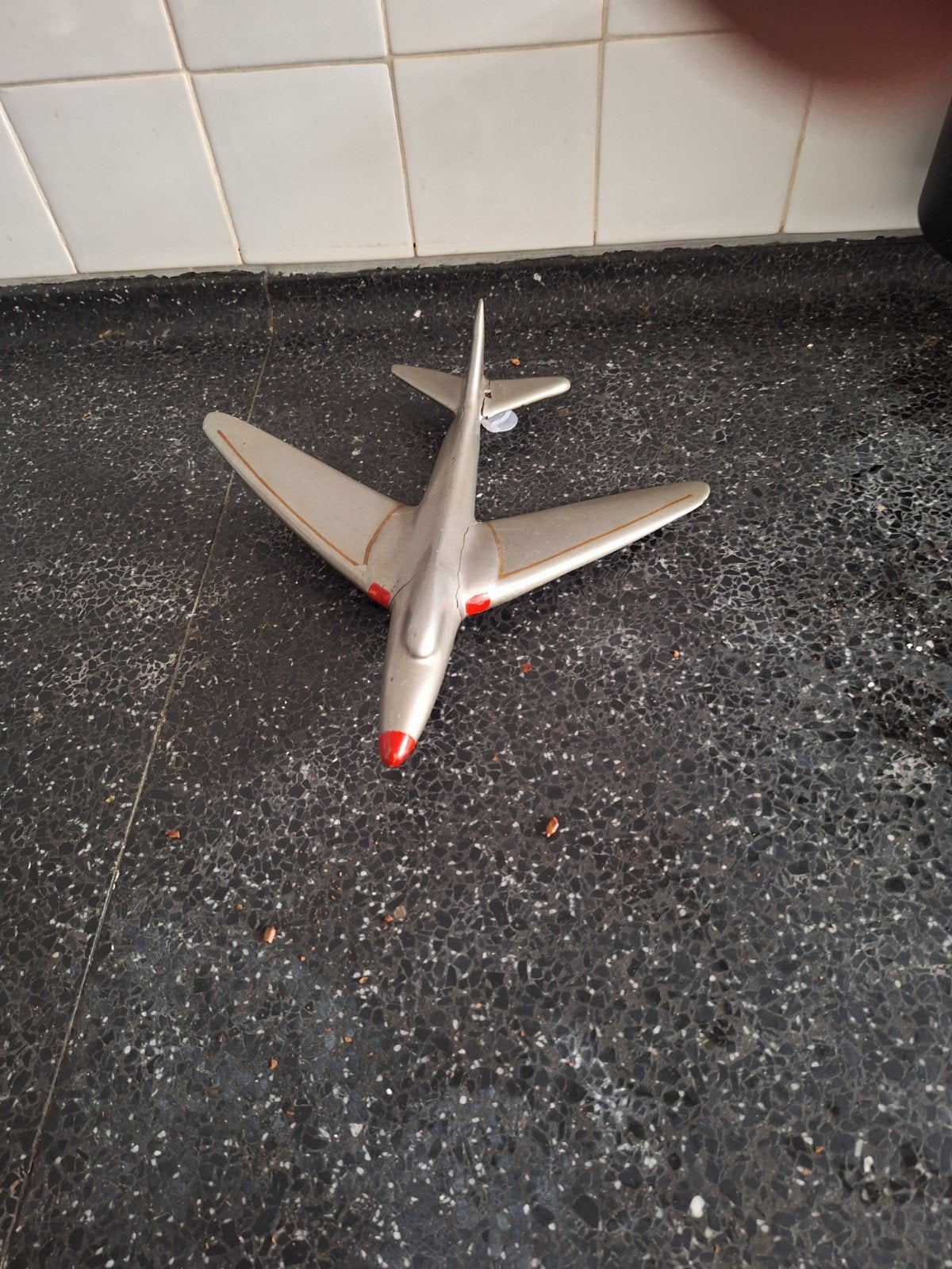 Vintage modelvliegtuig - Zilverkleurig met rode neus, Ophalen of Verzenden