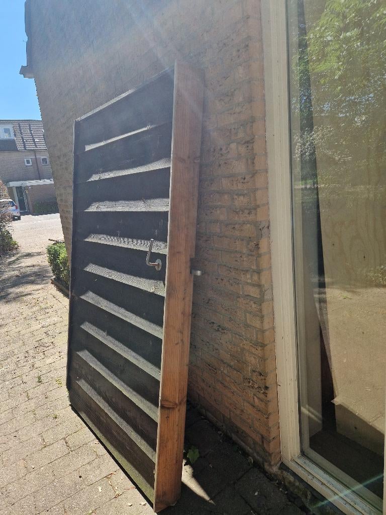 Grote, zware zwarte poort  185 bij 110, Ophalen, Gebruikt, 100 tot 150 cm, Draaipoort