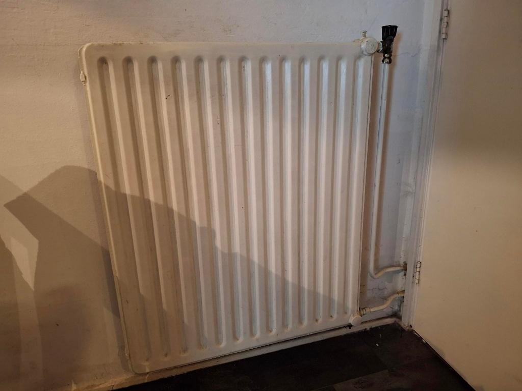 radiator 70 x 90 cm type 20, Doe-het-zelf en Verbouw, Verwarming en Radiatoren, Ophalen, Gebruikt, Radiator, 60 tot 150 cm