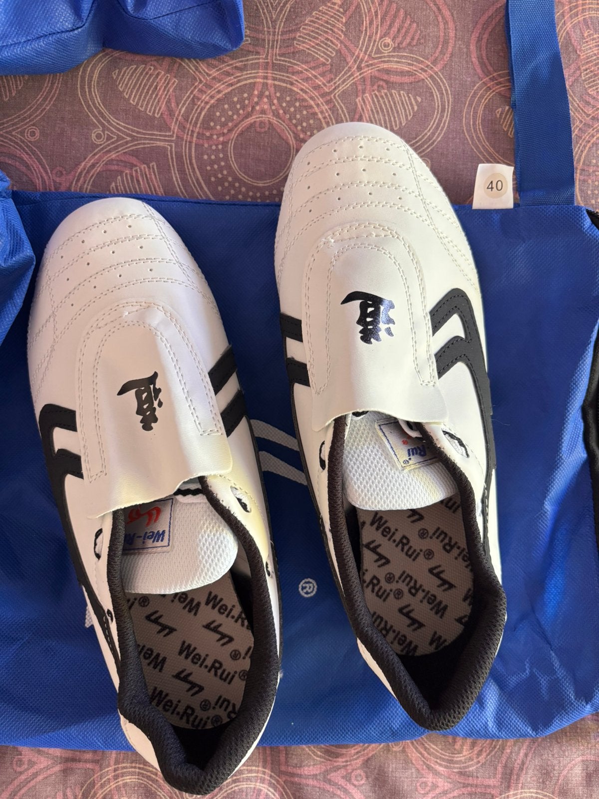 Nieuw Schoenen - Taekwondo, Boksen, Kung Fu - 2x maat 40, Ophalen, Nieuw, Boksschoenen