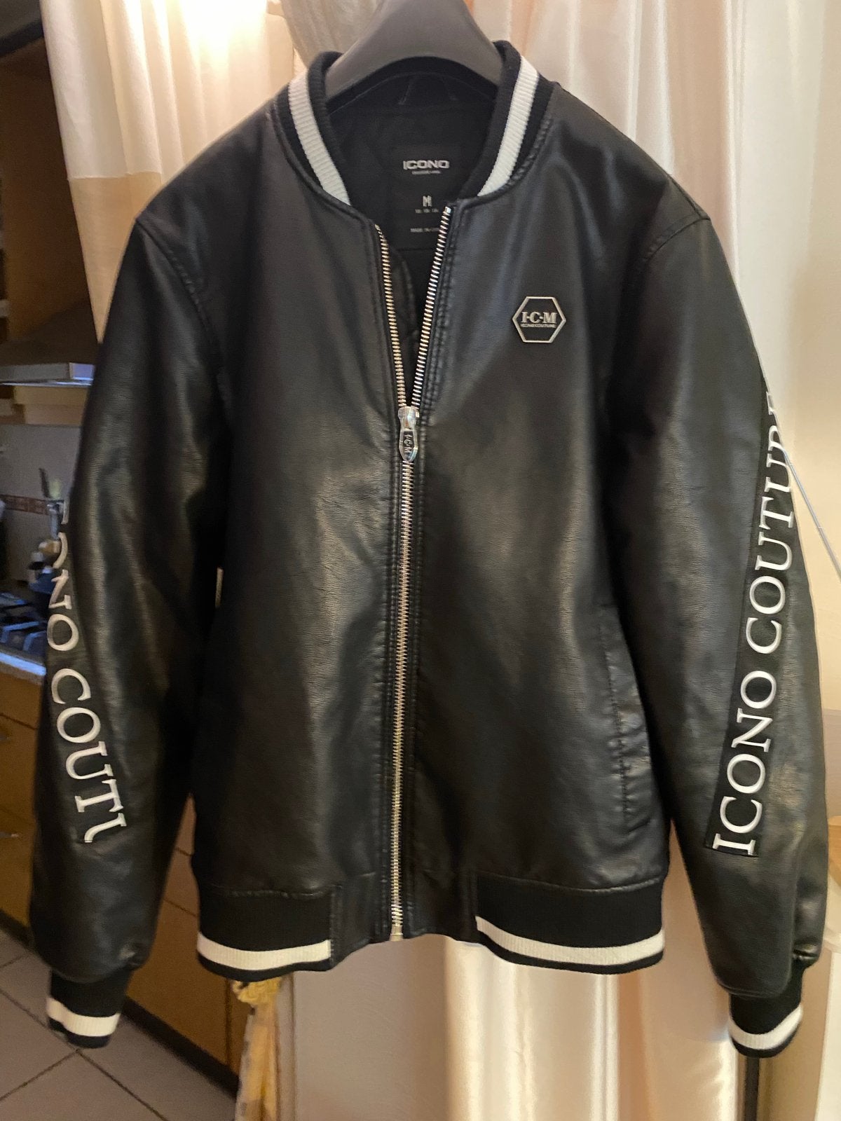 Icono Couture Zwart Bomberjack Maat M, Ophalen of Verzenden, Zo goed als nieuw, Maat 48/50 (M), Zwart