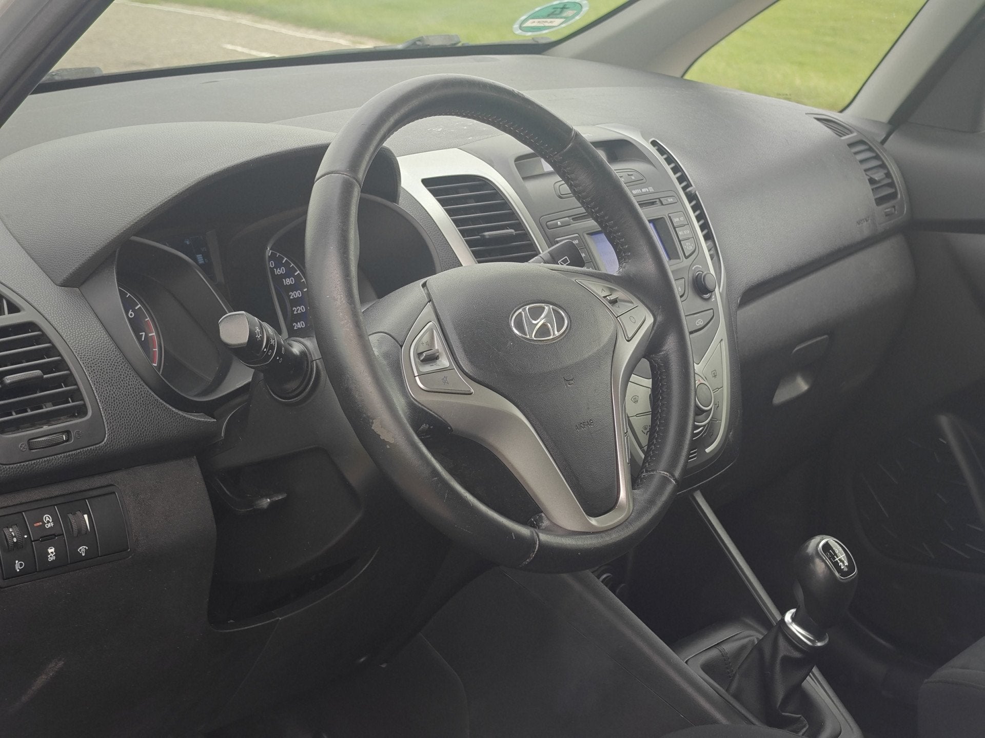 Hyundai ix20 1.4i i-Motion | Trekhaak (bj 2011), Auto's, Voorwielaandrijving, Euro 5, Stof, Gebruikt