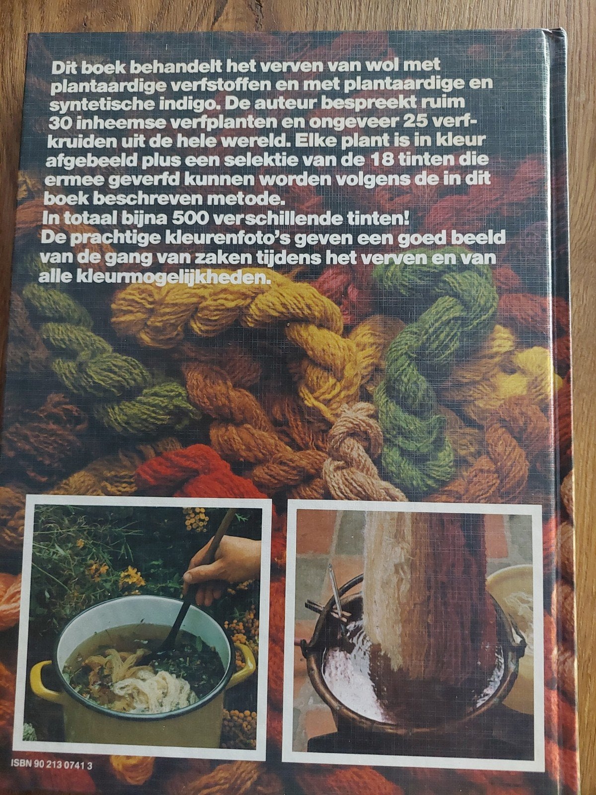 Groot plantaardig verfboek. Iet van de Vrande, Hobby en Vrije tijd, Spinnewielen en Spinnen, Ophalen of Verzenden, Gebruikt, Onderdelen en Toebehoren