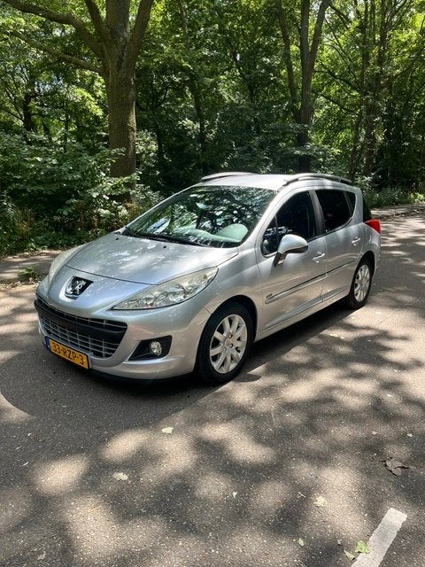 Peugeot 207 1.6 16V SW Outdoor 2011 Grijs, Voorwielaandrijving, Stof, Zwart, 4 cilinders