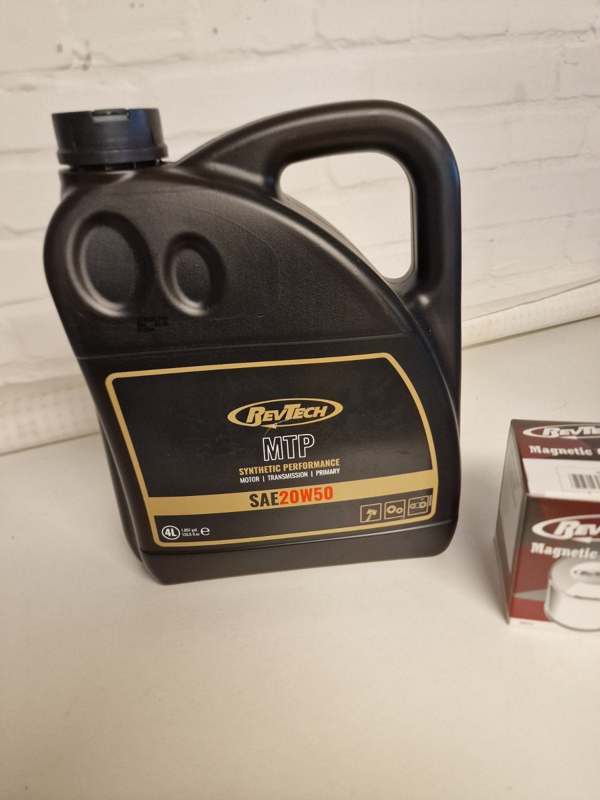 Motorolie Harley Davidson incl. chroom oliefilter NIEUW, Motoren, Ophalen of Verzenden, Nieuw
